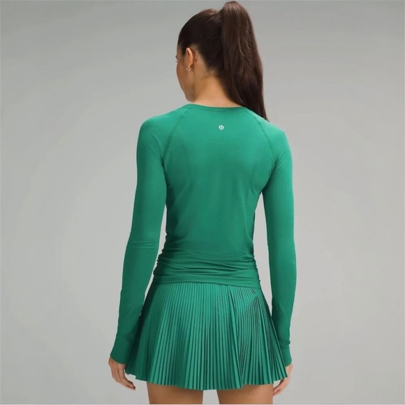 Lululemon Swiftly Tech Long-Sleeve Shirt 2.0•Cascadia Green - Picture 2 of 16